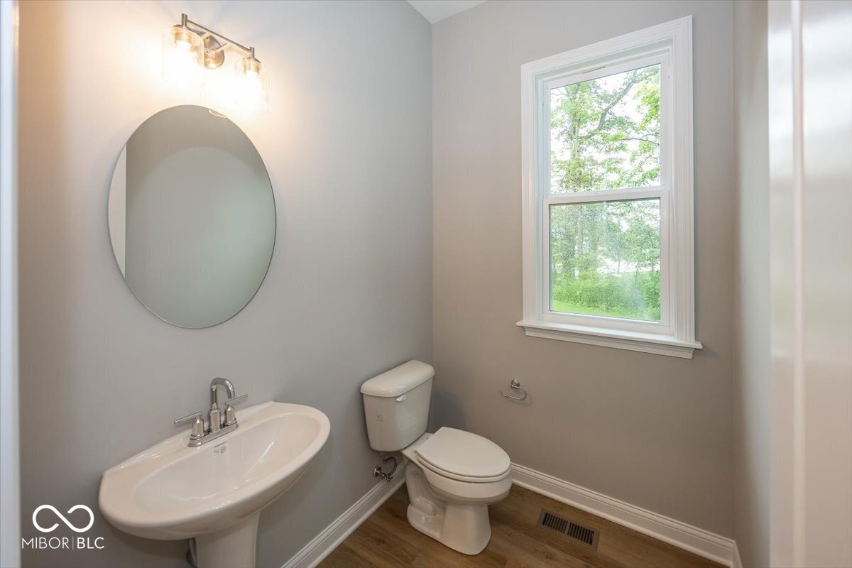 12511 Lowery Way Fishers, IN 46037 - Photo 18 of 37