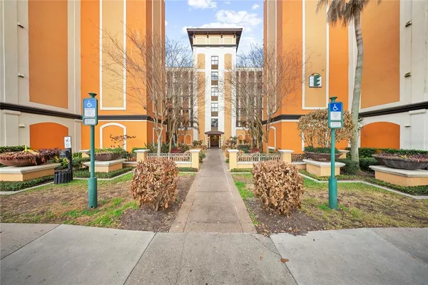 $215,000 | 12527 Floridays Resort Drive, Unit 402E, Orlando, FL 32821