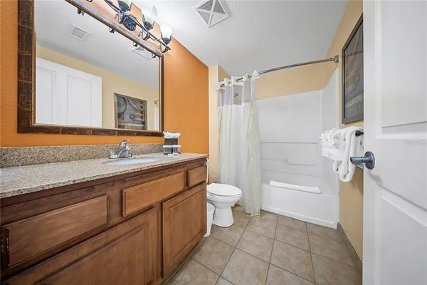 $215,000 | 12527 Floridays Resort Drive, Unit 402E, Orlando, FL 32821