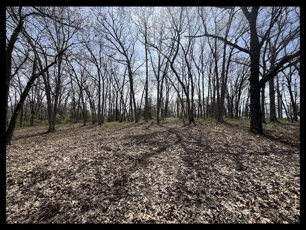 $52,500 | 1803-1805 Robin Hood Lane, Macon, MO 63552