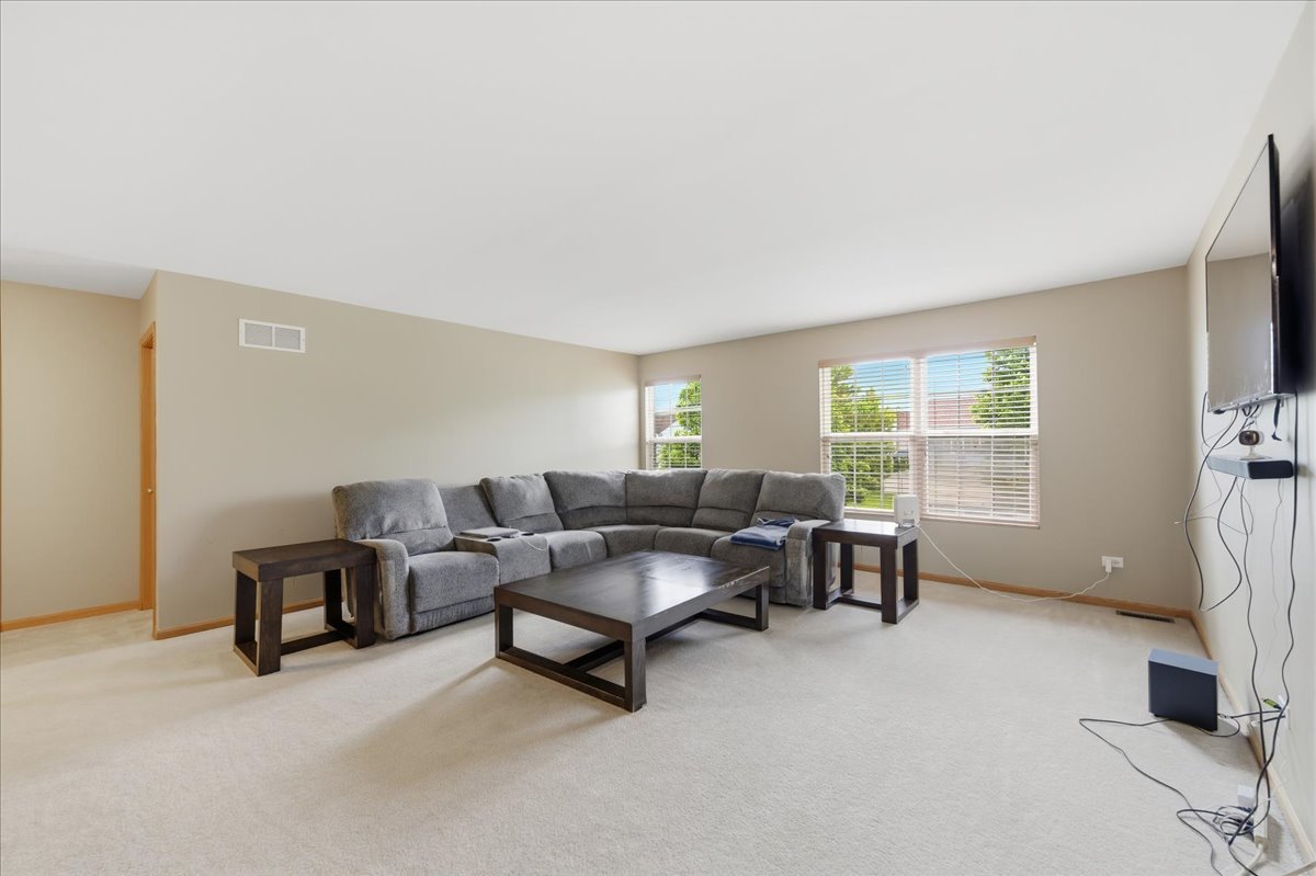 1916 Castle Ridge Drive Plainfield, IL 60586 - Photo 17 of 36 Gallery Image 17
