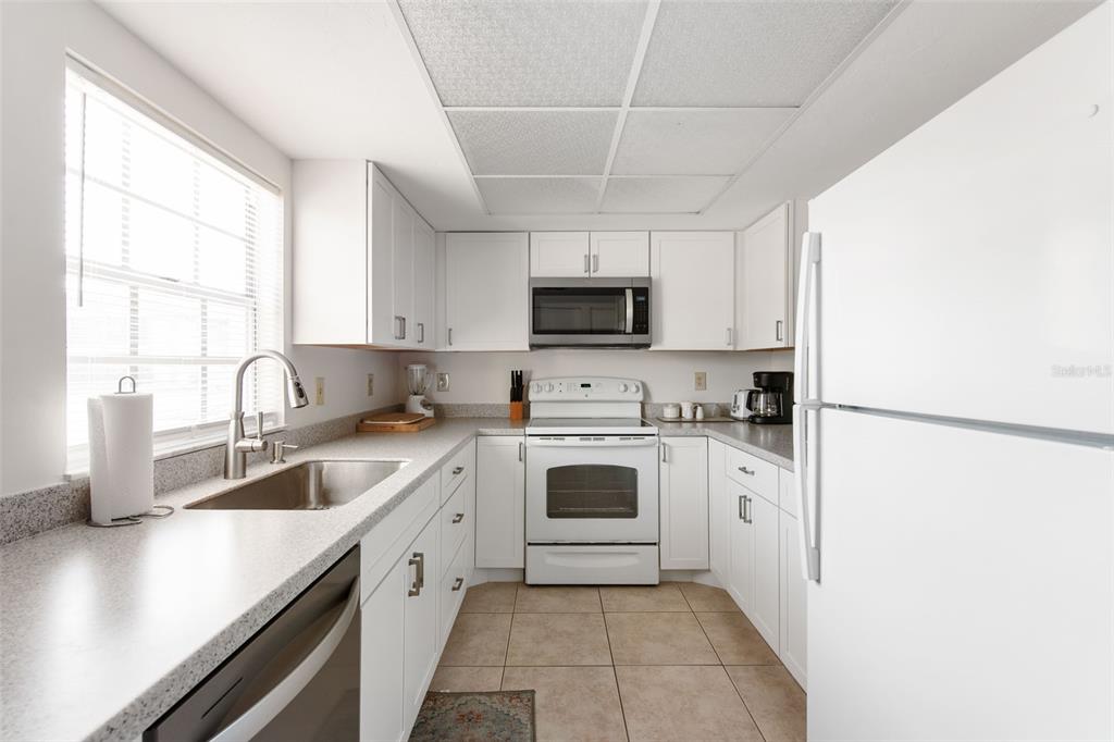 1531 Placida Road, Unit 4103 Englewood, FL 34223 - Photo 11 of 51