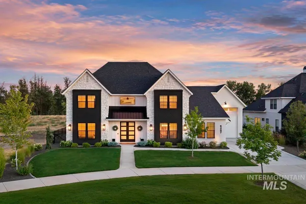 $1,395,000 | 6287 Salmon Falls Lane, Star, ID 83669