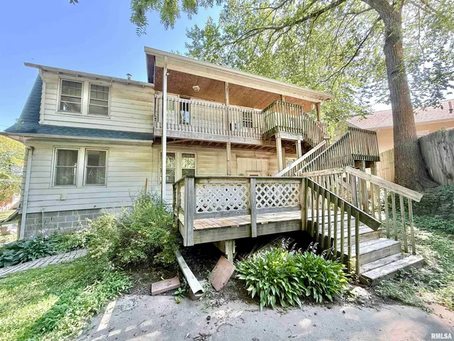 $159,000 | 1200 25th Street, Rock Island, IL 61201