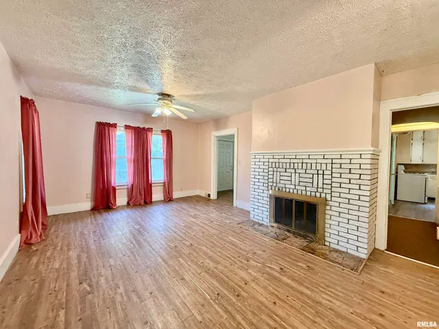 $159,000 | 1200 25th Street, Rock Island, IL 61201