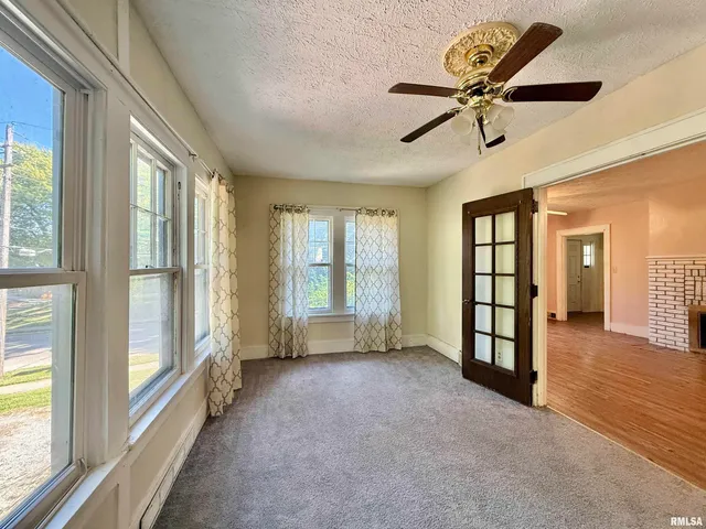 $159,000 | 1200 25th Street, Rock Island, IL 61201