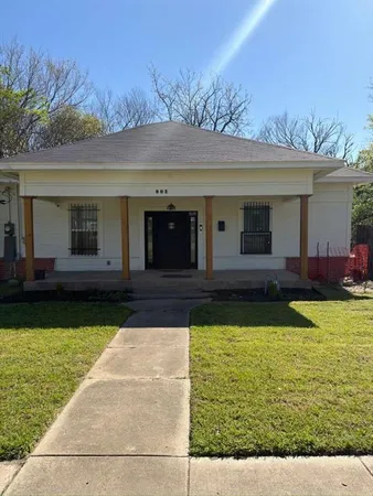 $280,000 | 908 North Virginia Street, Terrell, TX 75160