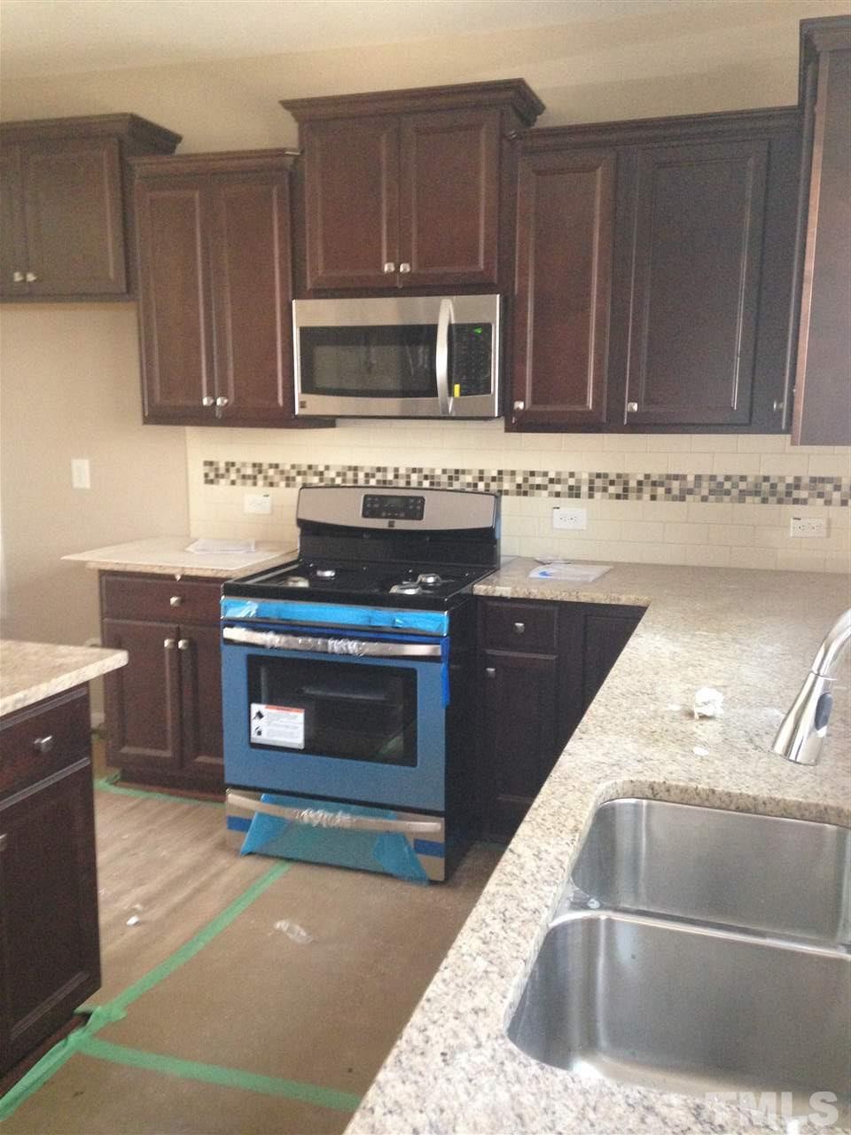 1009 Midtowne Way Durham, NC 27713 - Photo 7 of 8 Gallery Image 7