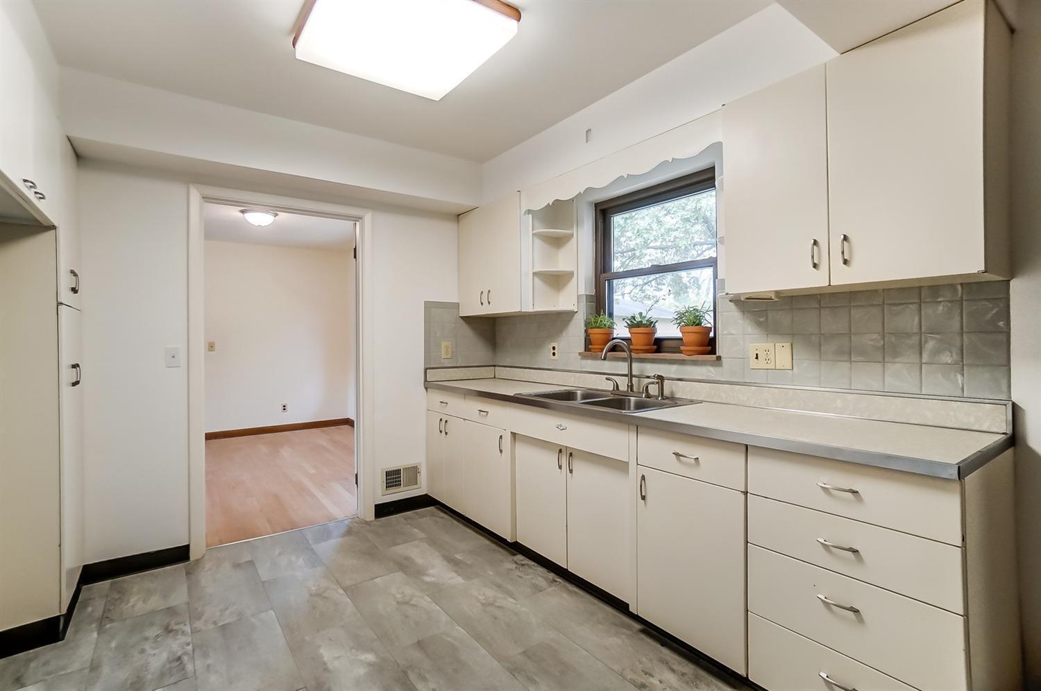 5891 Fairham Road Hamilton, OH 45011 - Photo 27 of 45 Gallery Image 27