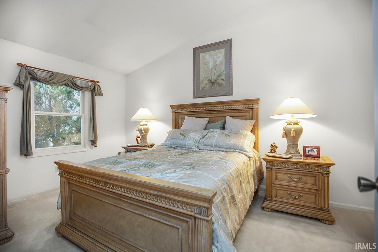 620 Rivers Edge Court Mishawaka, IN 46544 - Photo 16 of 27