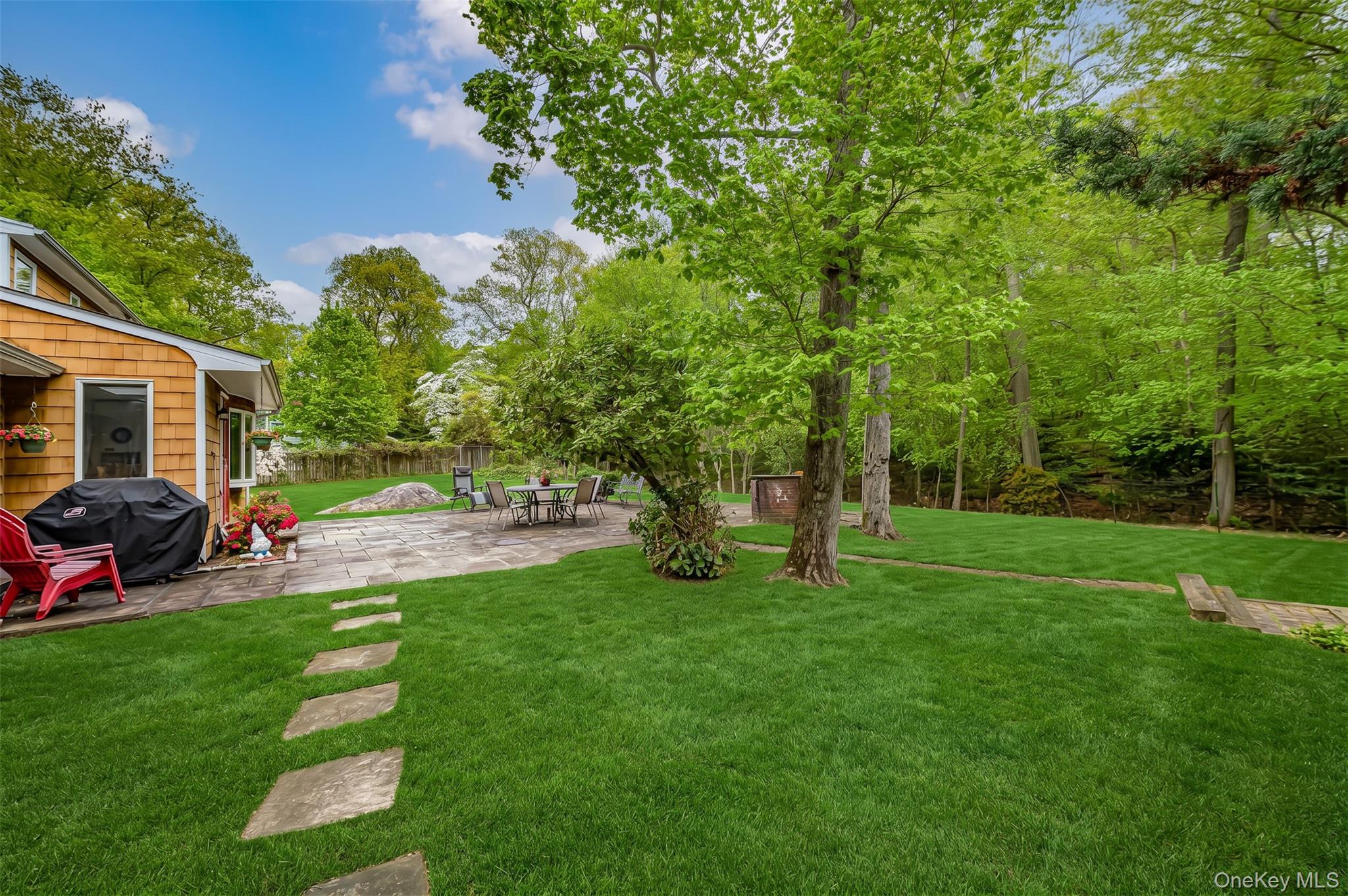 118 Harbor Road St. James, NY 11780 - Photo 17 of 18