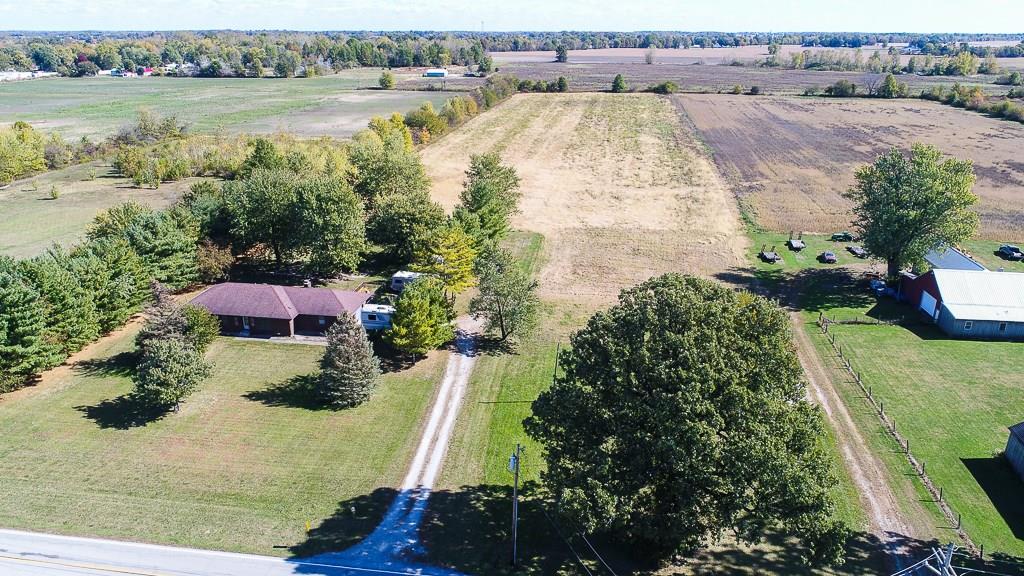 23055 Mule Barn Road Sheridan, IN 46069 - Photo 9 of 21