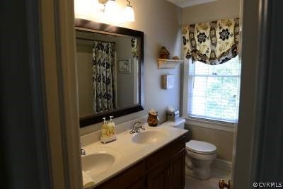 2411 Castle Hill Road Midlothian, VA 23113 - Photo 16 of 19 Second Floor full bath with shower/tub