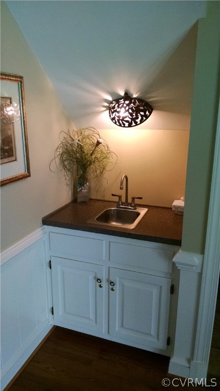 2411 Castle Hill Road Midlothian, VA 23113 - Photo 9 of 19 Wet bar in Den