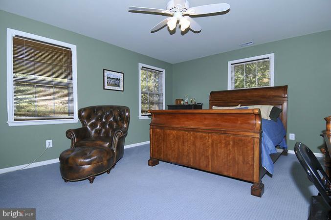 10912 Cripplegate Road Potomac, MD 20854 - Photo 14 of 21 Bedroom