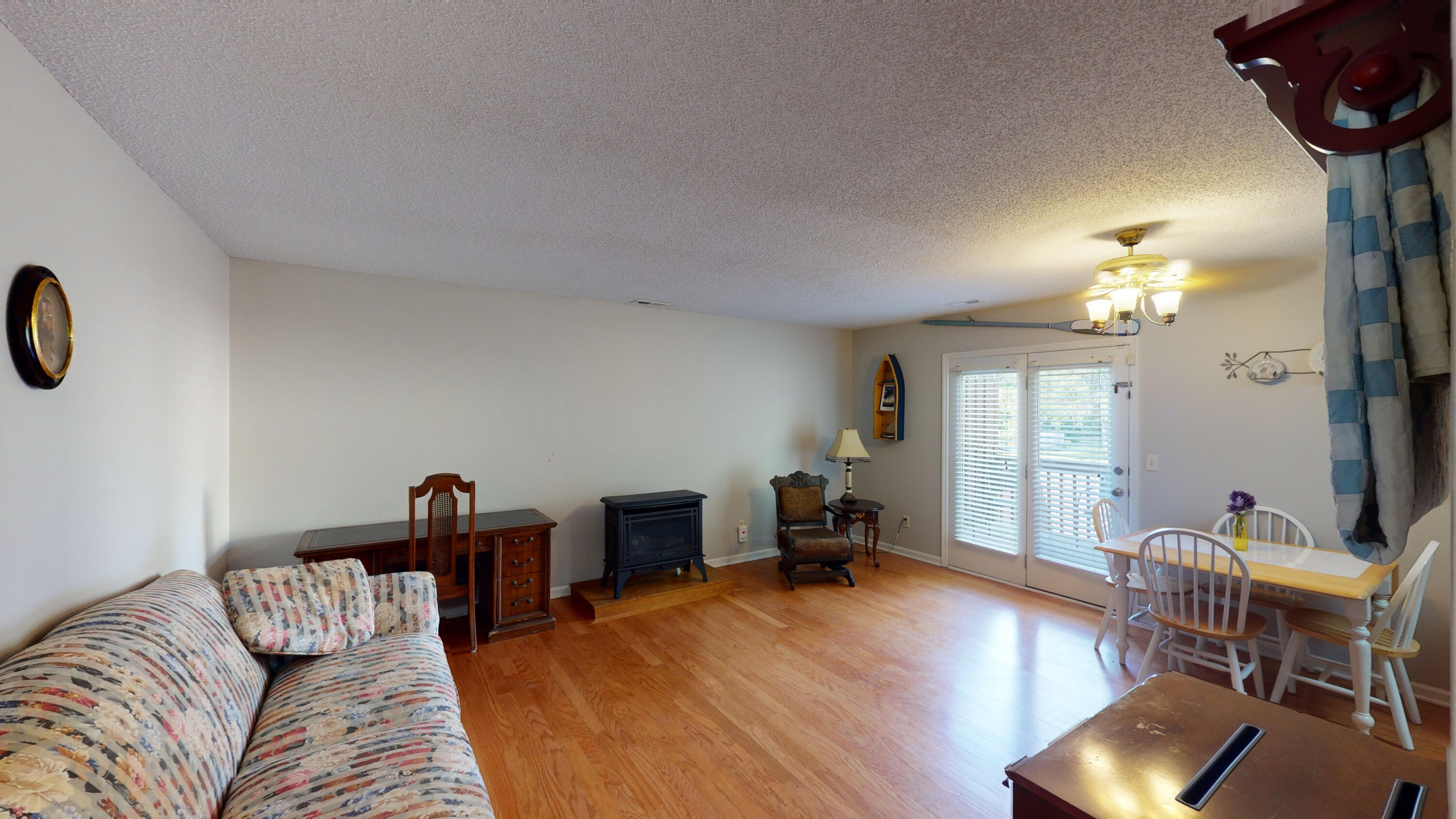 2700 Indian Ridge Road, Unit 44 Johnson City, TN 37604 - Photo 9 of 29 Living room - Dining room combo