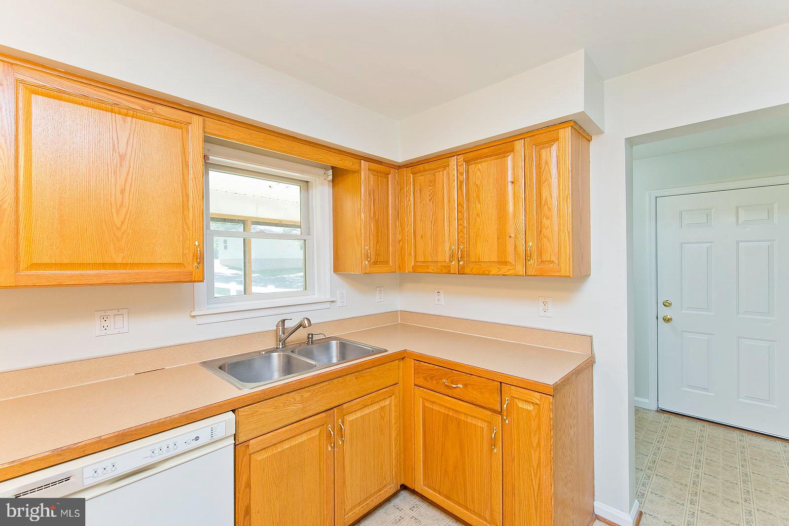 228 Good Shepherd Road Bluemont, VA 20135 - Photo 13 of 41