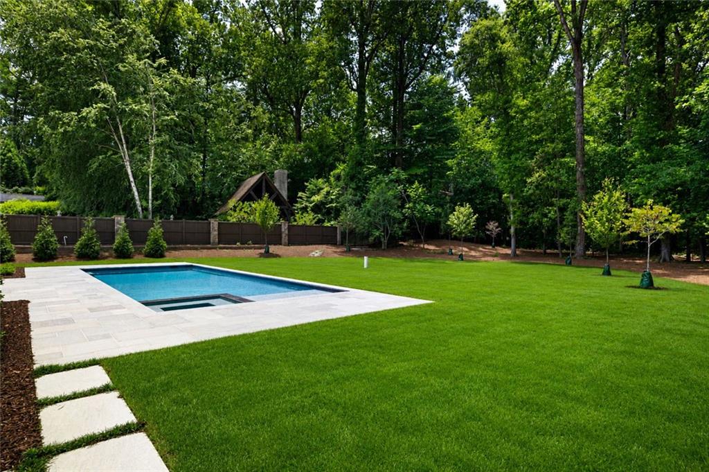 1704 Wildwood Road Northeast Atlanta, GA 30306 - Photo 5 of 99 Gallery Image 5