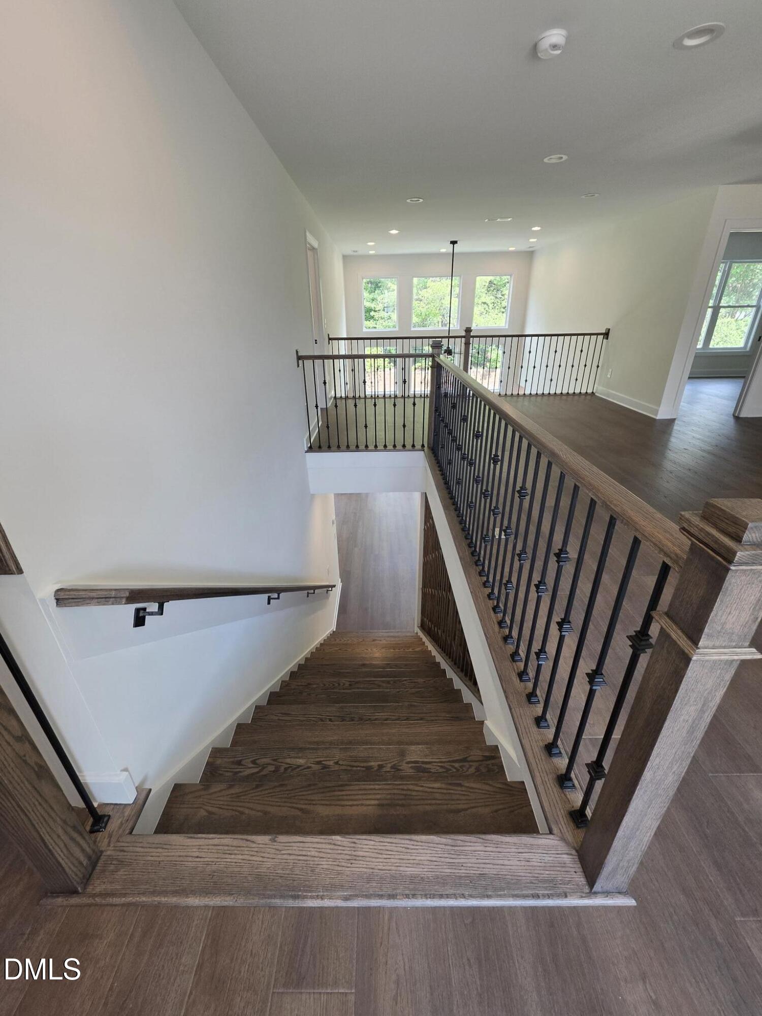 7608 Silver View Lane Raleigh, NC 27613 - Photo 38 of 46