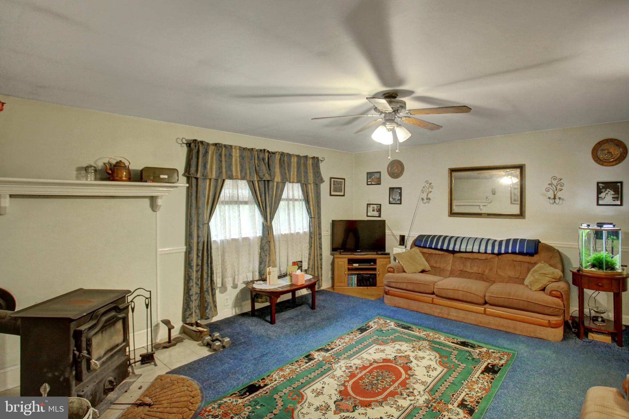 2459 County Line Road York Springs, PA 17372 - Photo 12 of 21 Living Room