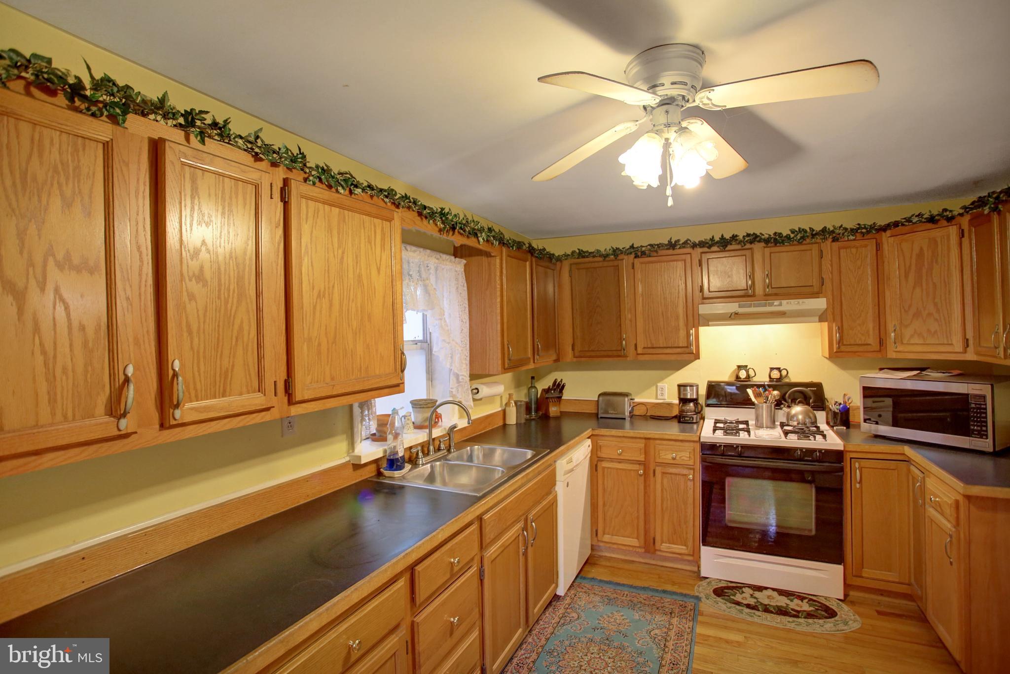 2459 County Line Road York Springs, PA 17372 - Photo 17 of 21 Kitchen