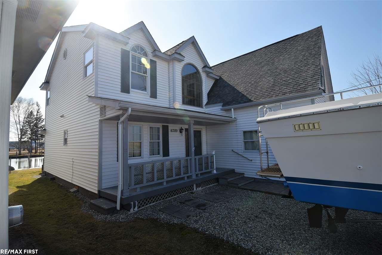 6389 Dyke Road Algonac, MI 48001 - Photo 6 of 46 31373716-5.JPG