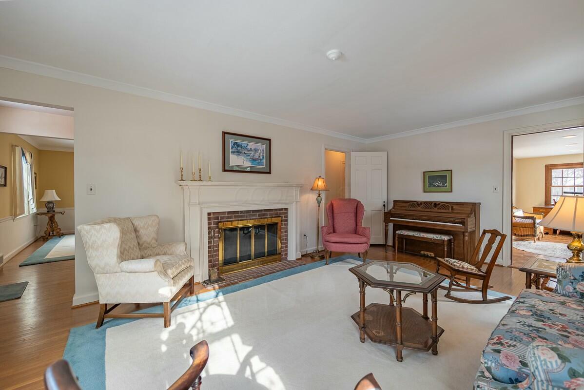 2570 Berwyn Road Columbus, OH 43221 - Photo 10 of 54 Formal Living Room