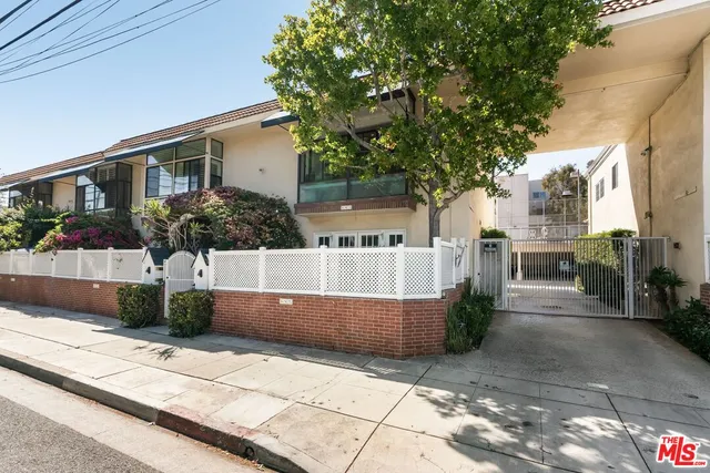 $975,000 | 643 Bay Street, Santa Monica, CA 90405