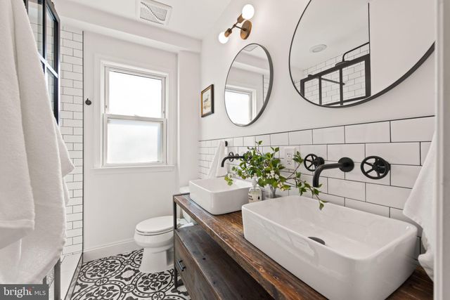 $800,000 | 119 East Linden Street, Alexandria, VA 22301