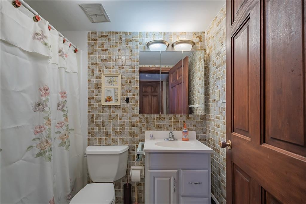 539 Brigich Road Canonsburg, PA 15317 - Photo 19 of 25 Gallery Image 19