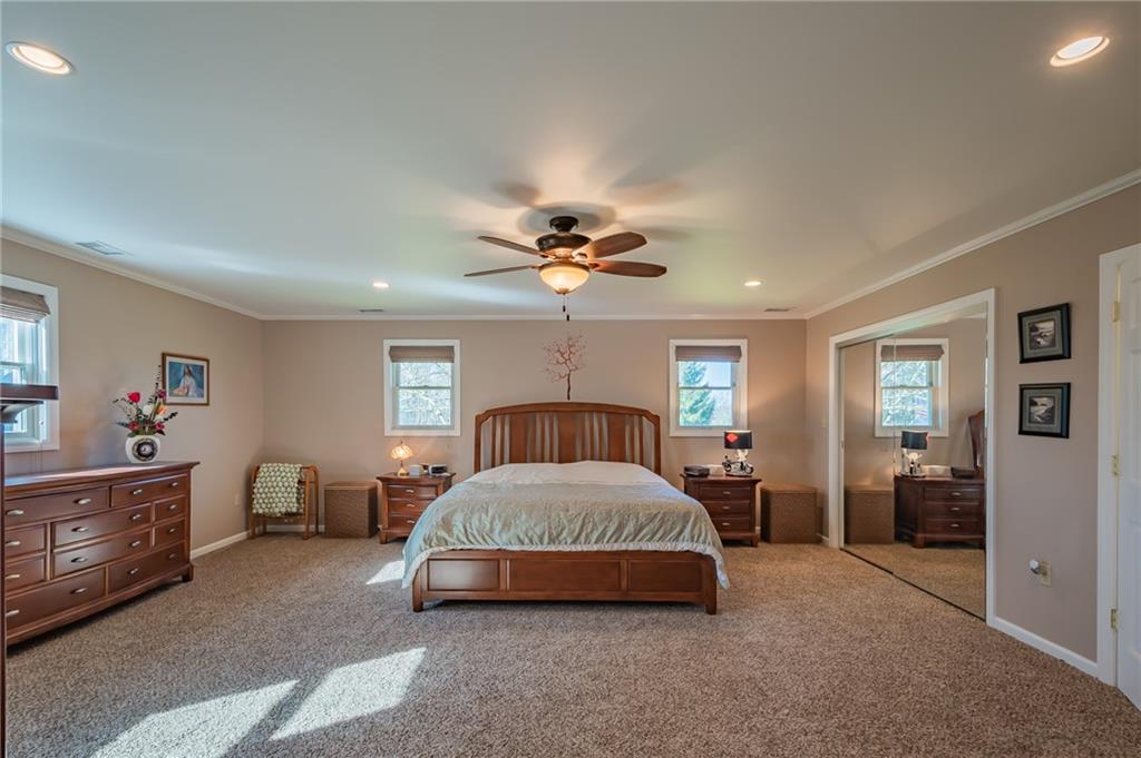 539 Brigich Road Canonsburg, PA 15317 - Photo 9 of 25 Gallery Image 9