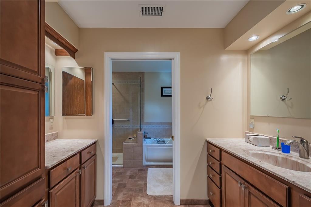 539 Brigich Road Canonsburg, PA 15317 - Photo 10 of 25 Gallery Image 10