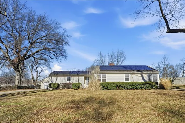 $325,000 | 3620 Gibbs Road, Kansas City, KS 66106