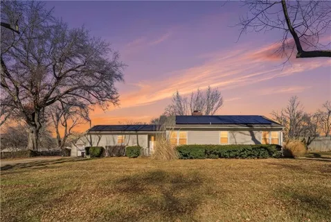 $325,000 | 3620 Gibbs Road, Kansas City, KS 66106