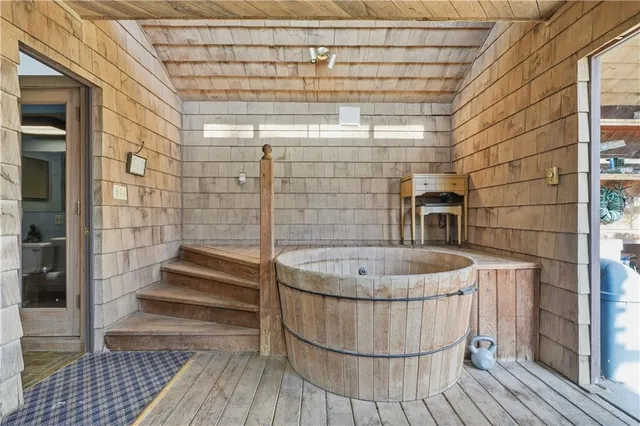 $325,000 | 3620 Gibbs Road, Kansas City, KS 66106