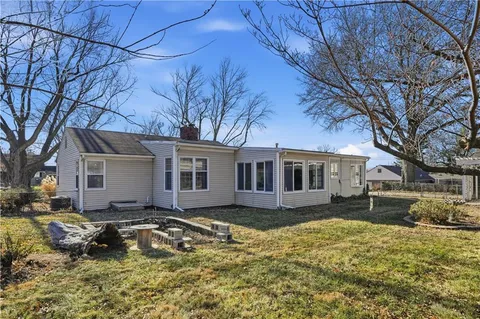 $325,000 | 3620 Gibbs Road, Kansas City, KS 66106