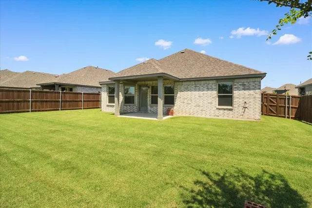 $333,000 | 1328 Fox Gln Trail, Crowley, TX 76036