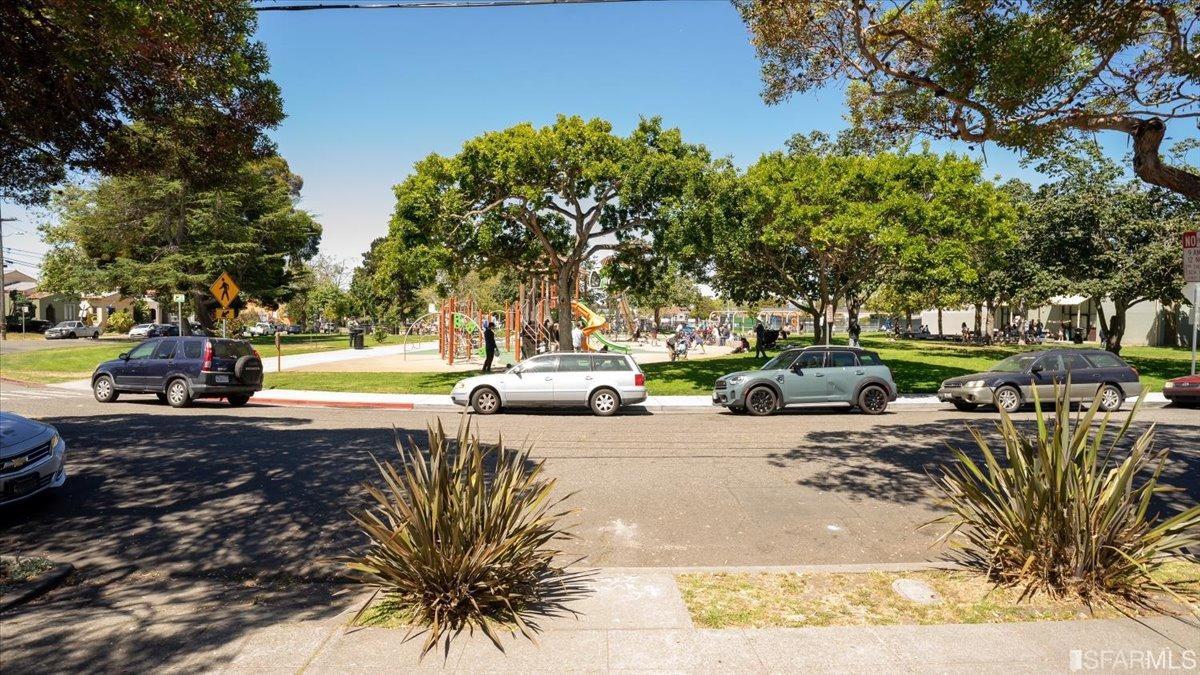 2823 Park Street Berkeley, CA 94702 - Photo 16 of 16 a view of a park with large trees