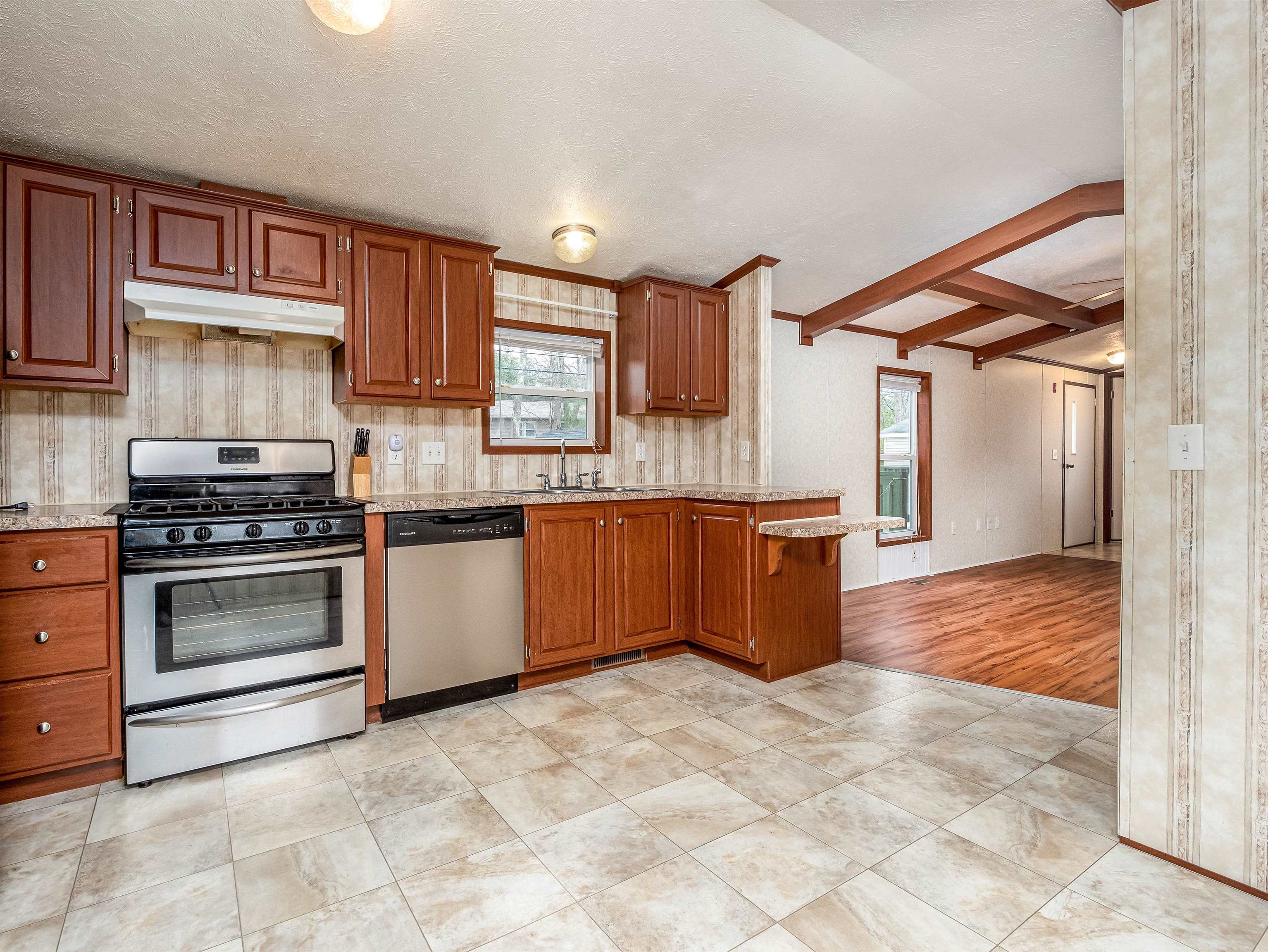 464 Boston Post Road, Unit 57 Amherst, NH 03031 - Photo 15 of 25
