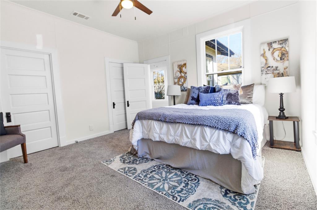 215 East 12th Street Bonham, TX 75418 - Photo 14 of 24