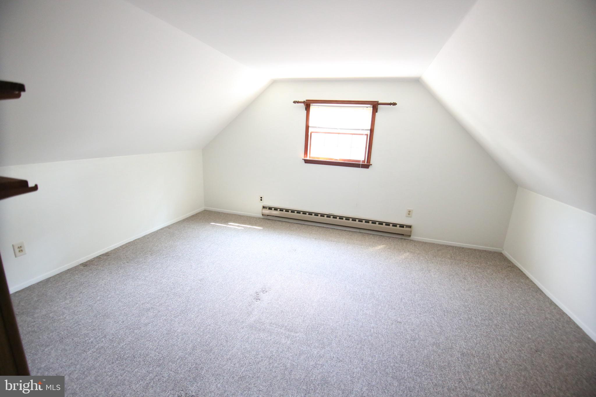 79 Canyon Road Levittown, PA 19057 - Photo 13 of 18 Gallery Image 13