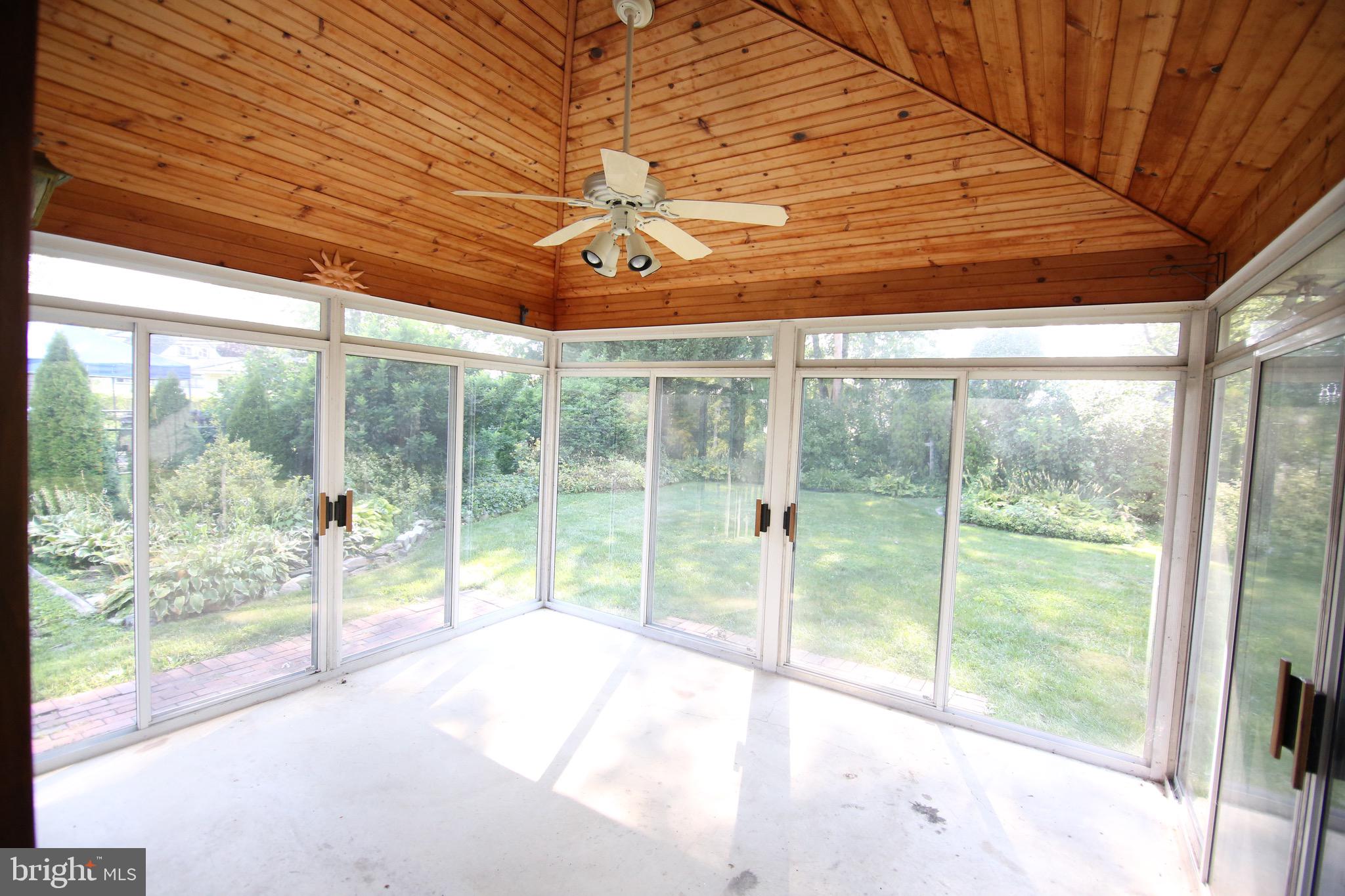79 Canyon Road Levittown, PA 19057 - Photo 15 of 18 Gallery Image 15