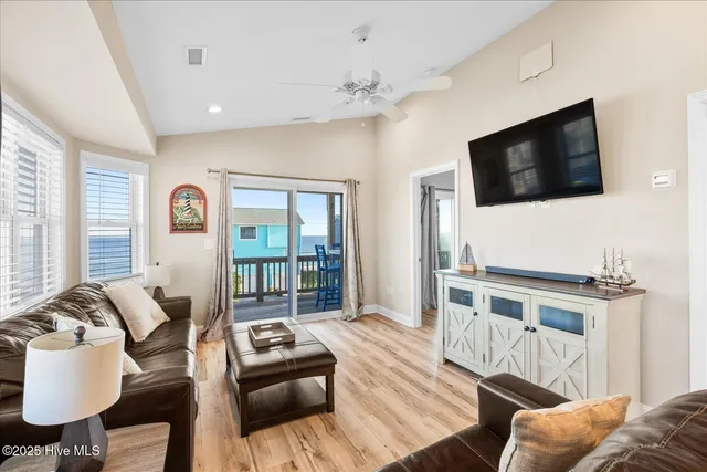 $950,000 | 621 North Shore Drive, Unit B, Surf City, NC 28445