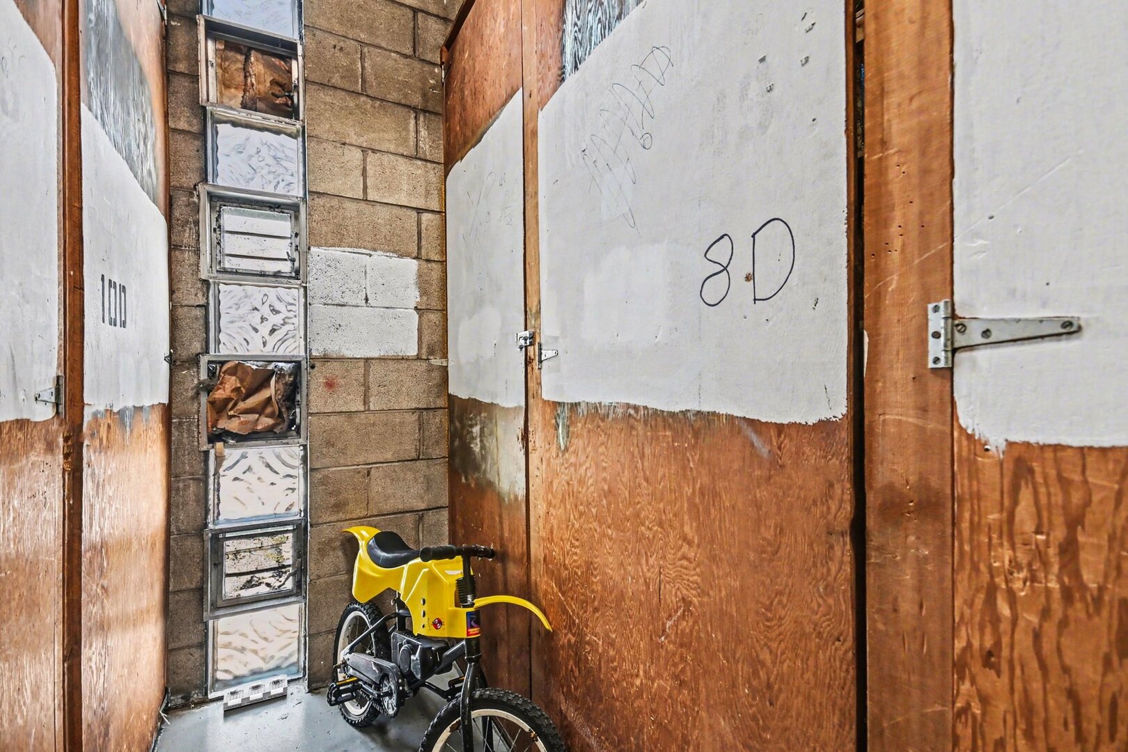 5740 North Sheridan Road, Unit 8D Chicago, IL 60660 - Photo 13 of 27