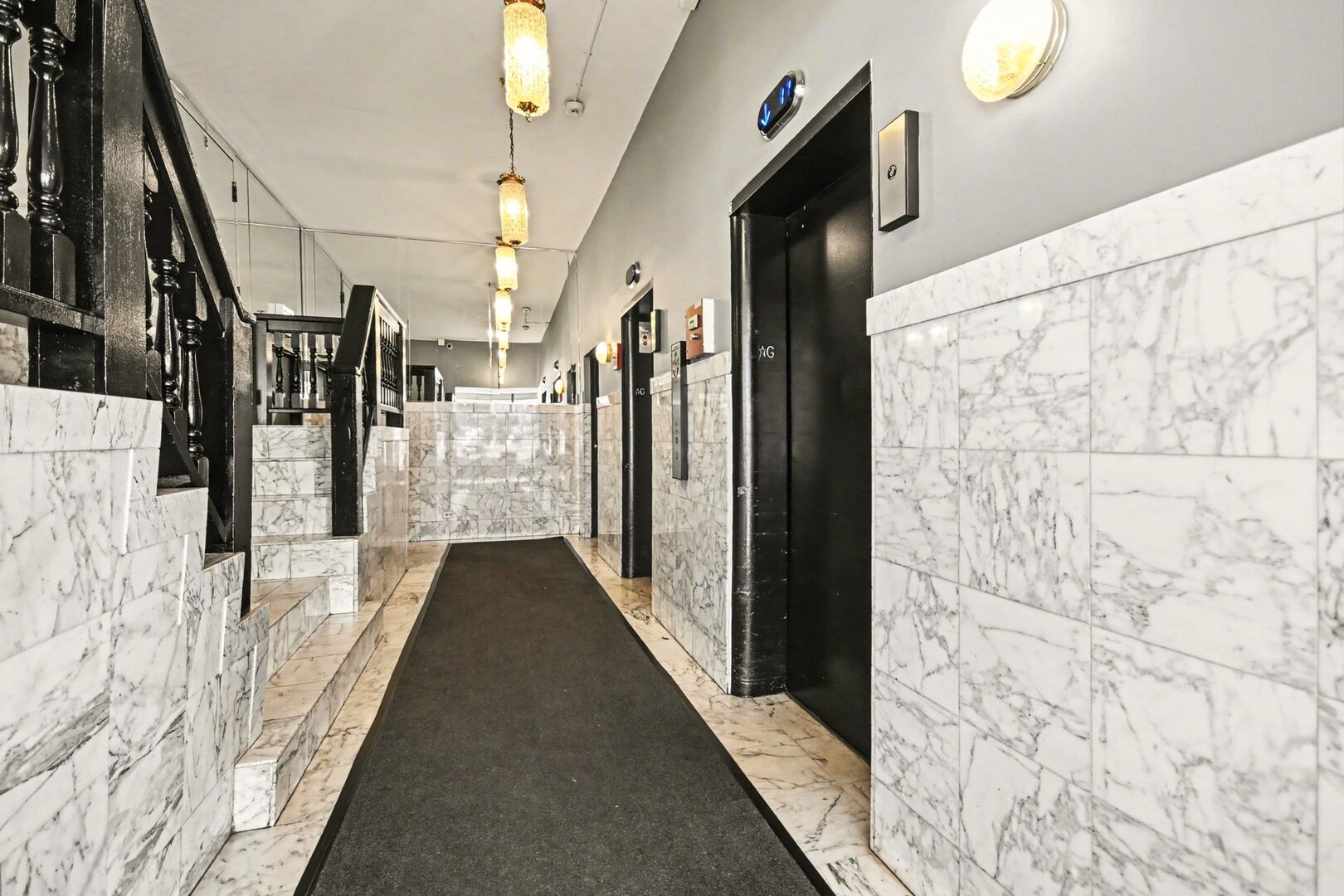 5740 North Sheridan Road, Unit 8D Chicago, IL 60660 - Photo 21 of 27