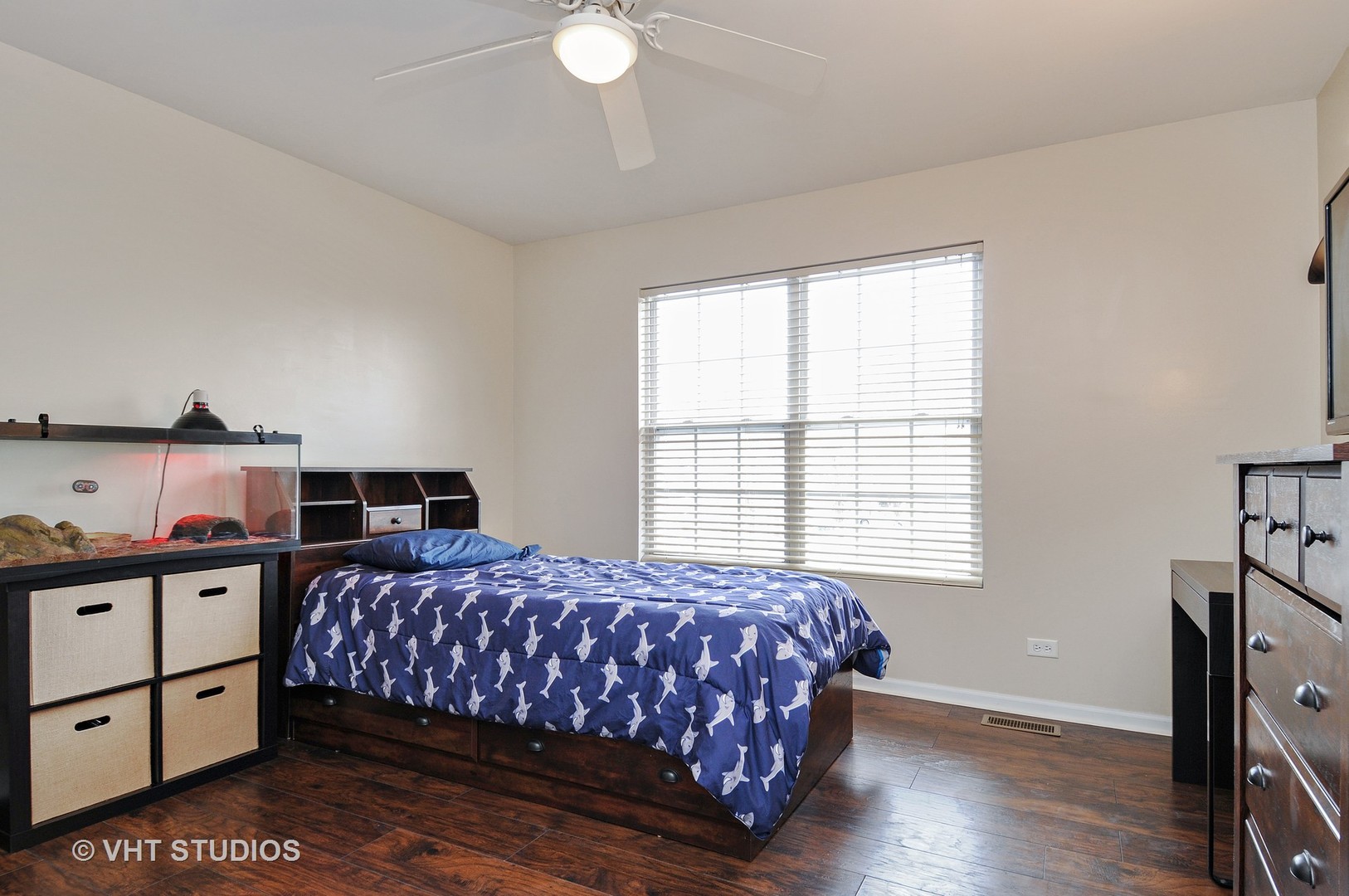 1927 West Cobblestone Road, Unit 1927 Romeoville, IL 60446 - Photo 12 of 19 Gallery Image 12