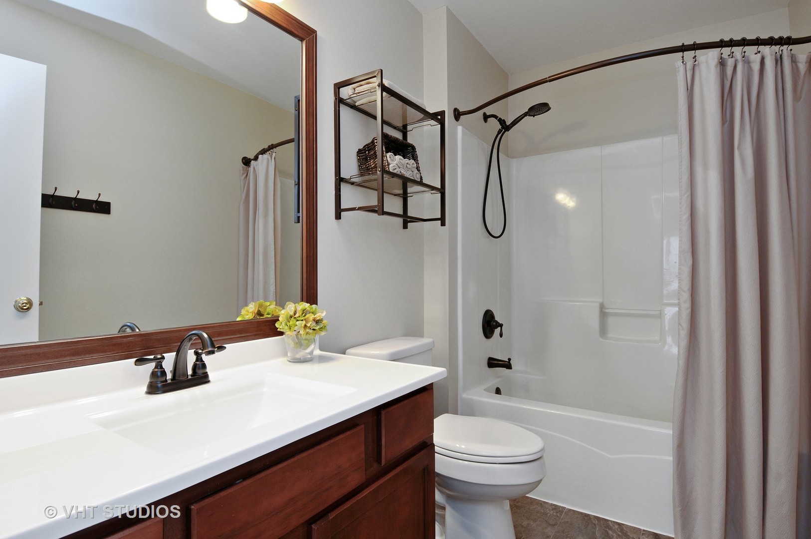 1927 West Cobblestone Road, Unit 1927 Romeoville, IL 60446 - Photo 13 of 19 Gallery Image 13