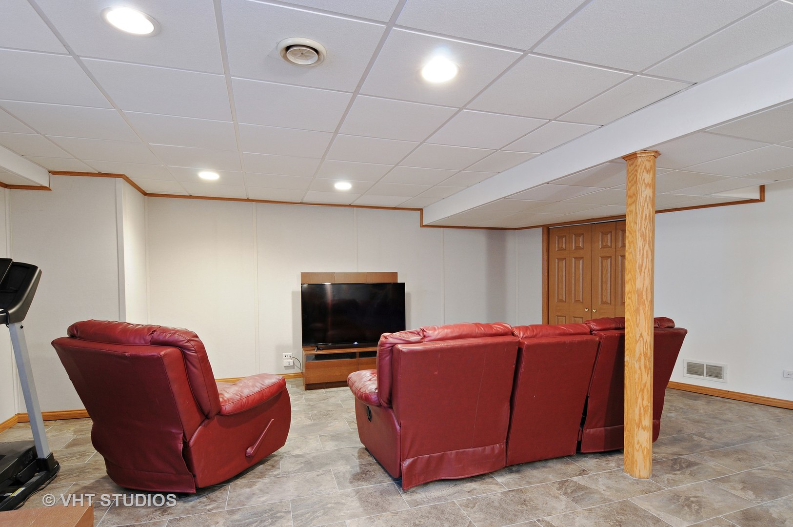 1927 West Cobblestone Road, Unit 1927 Romeoville, IL 60446 - Photo 8 of 19 Gallery Image 8