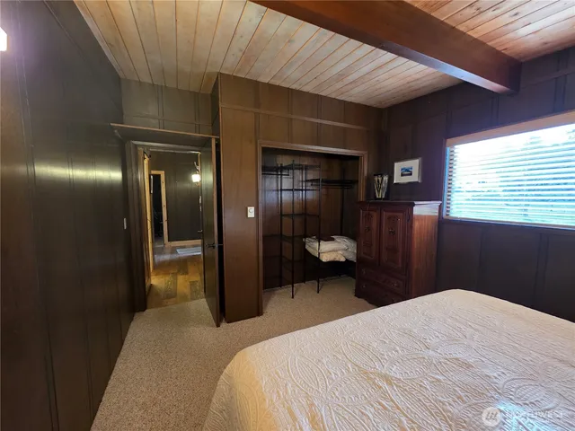 $2,700 | 1577 South Country Club Drive, Camano Island, WA 98282