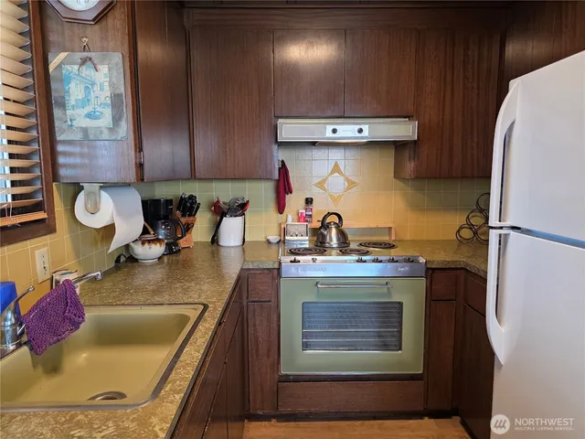 $2,700 | 1577 South Country Club Drive, Camano Island, WA 98282